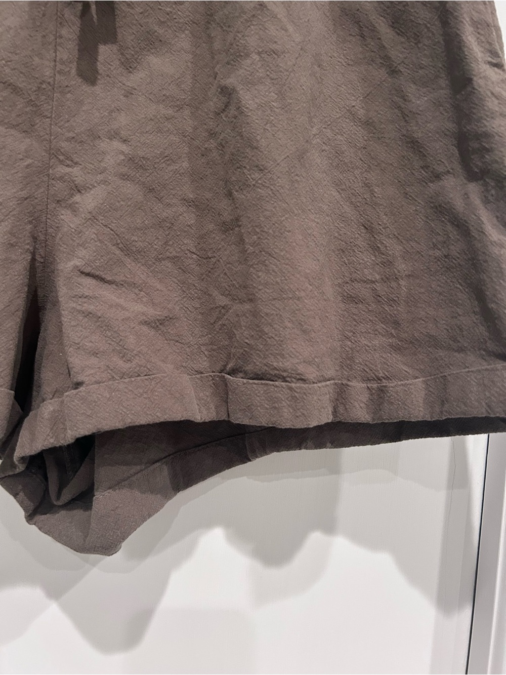 NATURAL LIFE Drawstring Rolled-Hem Shorts - Picture 4 of 10